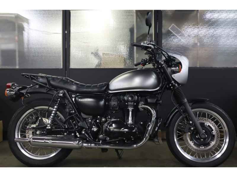 Kawasaki W800 2021