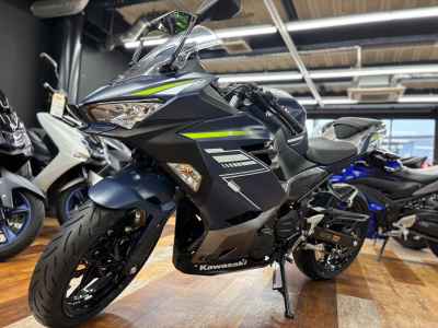 Kawasaki Ninja 400 2022