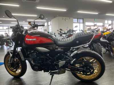 Kawasaki Z900RS 2022