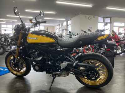 Kawasaki Z900RS SE 2023