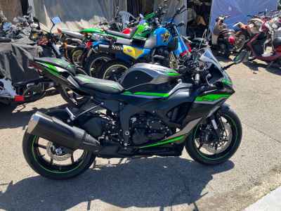 Kawasaki Ninja ZX-6R 2024