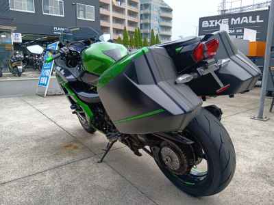 Kawasaki Ninja H2 SX 2018