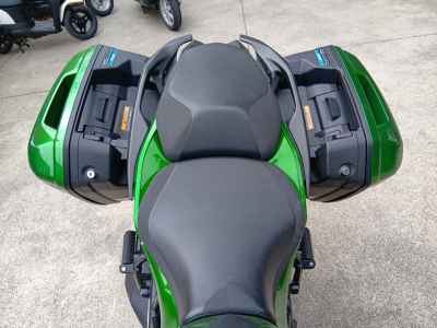 Kawasaki Ninja H2 SX 2018