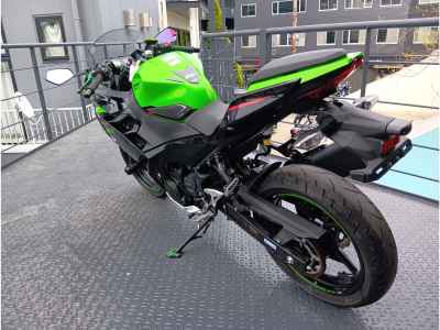 Kawasaki Ninja 400 KRT Edition 2020