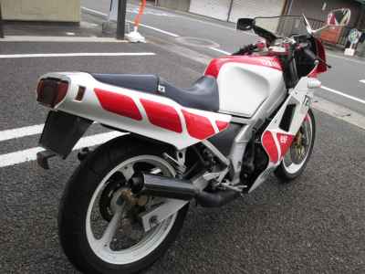 Yamaha TZR250