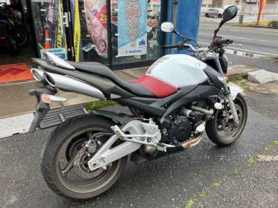 Suzuki GSR400 2007