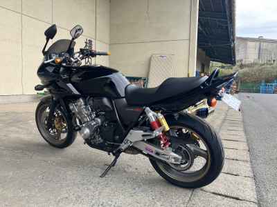 Honda CB400 Super Boldor 2008