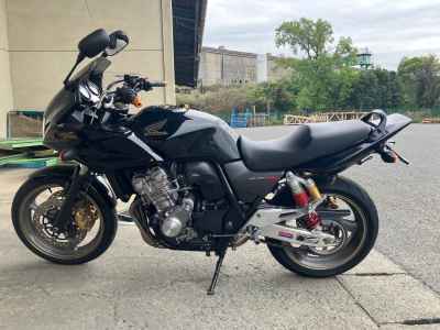 Honda CB400 Super Boldor 2008