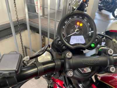 Triumph Bonneville Bobber 2021