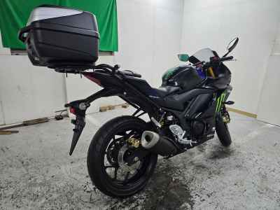 Yamaha YZF-R25