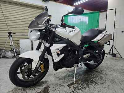 Triumph Street Triple R 2013