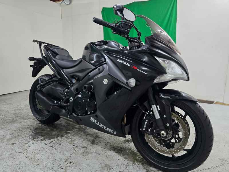 Suzuki GSX-S1000F 2021