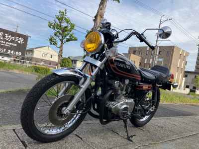 Suzuki GS400 2026