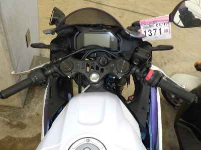Yamaha YZF-R3 2025
