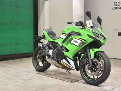 Kawasaki Ninja 650 2025