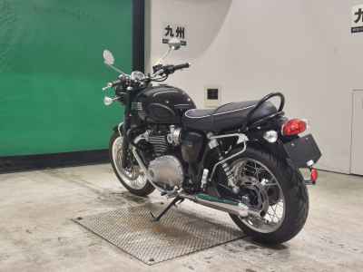 Triumph Bonneville T120 2023