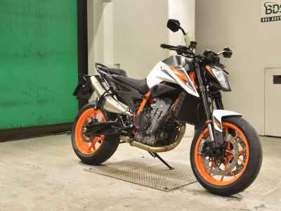 KTM 890 Duke R 2021