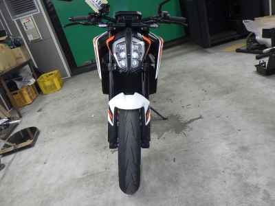 KTM 890 Duke R 2021