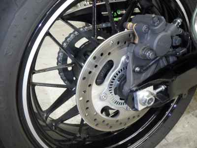 Kawasaki Z900RS 2025