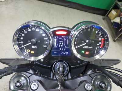 Kawasaki Z900RS 2025