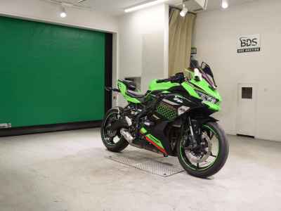 Kawasaki Ninja ZX-25R KRT Edition 2021