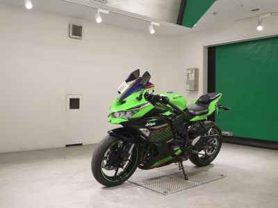 Kawasaki Ninja ZX-25R KRT Edition 2021