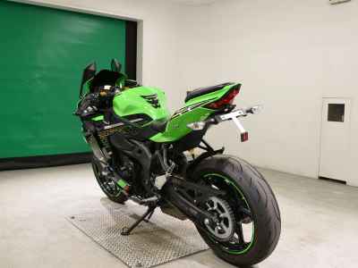 Kawasaki Ninja ZX-25R KRT Edition 2021