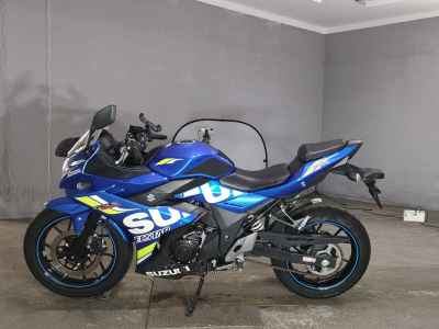 Suzuki GSX250R