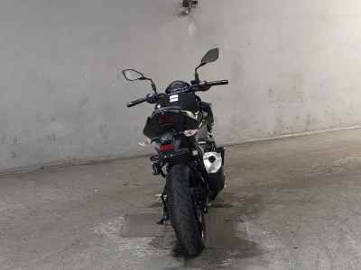 Kawasaki Z400 2022