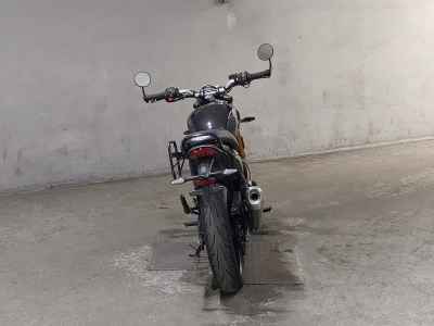 Triumph Speed 400 2024