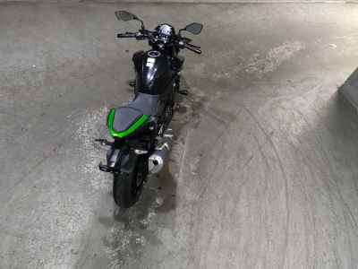 Kawasaki Z400 2022