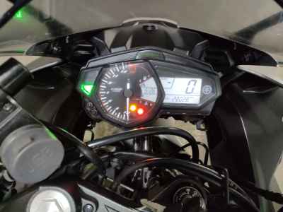 Yamaha YZF-R25