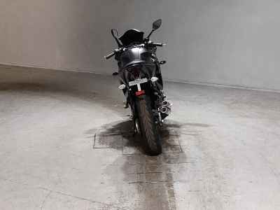 Yamaha MT-25