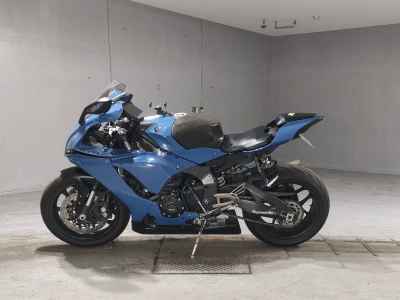 Yamaha YZF-R1 2021
