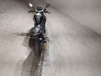 Yamaha MT-25