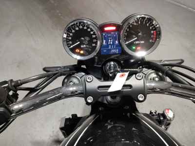 Kawasaki Z900RS 2022