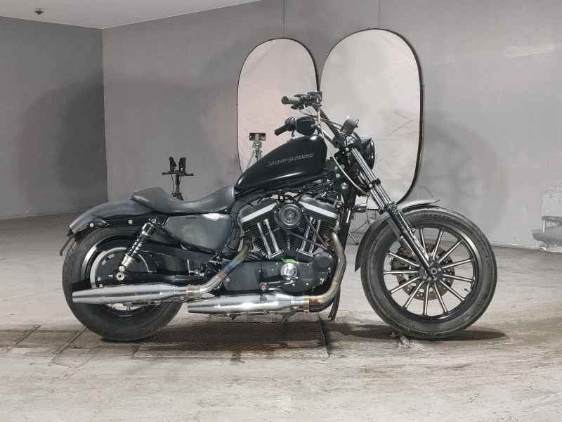 Harley-Davidson Sportster Iron XL883N 2010