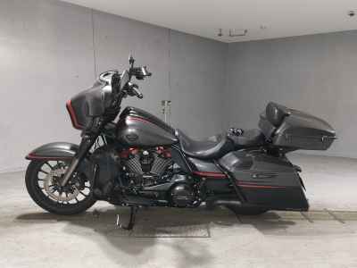 Harley-Davidson FLHXSE1920 CVO 2018