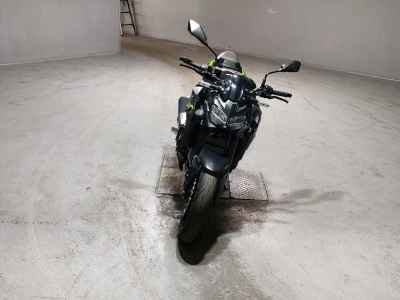 Kawasaki Z900 2021