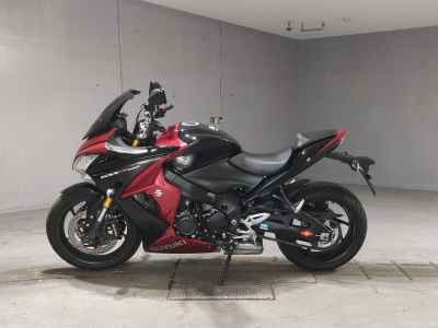 Suzuki GSX-S1000F 2015