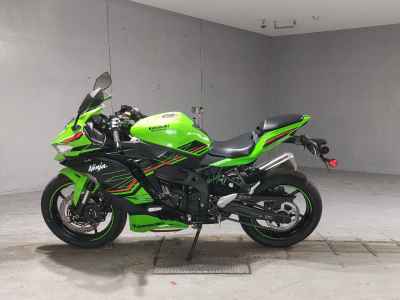 Kawasaki Ninja ZX-4RR 2023