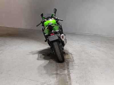 Kawasaki Ninja ZX-4RR 2023