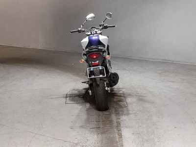 Suzuki Gladius SFV400 2010