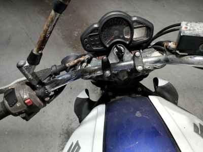 Suzuki Gladius SFV400 2010