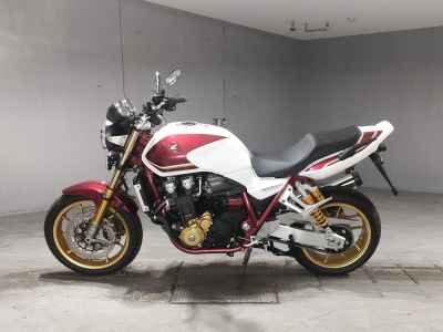 Honda CB1300SF 2023