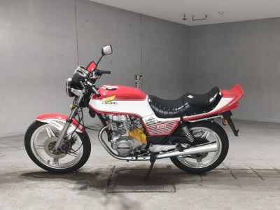 Honda CB400N 2024