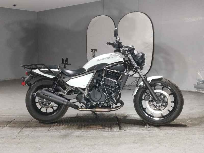 Kawasaki Eliminator 400 2023