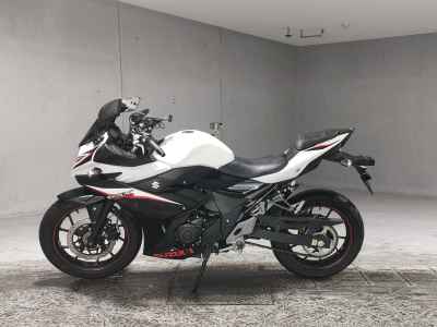 Suzuki GSX250R