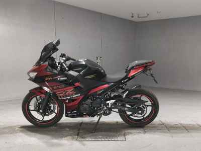 Kawasaki Ninja 400 2022