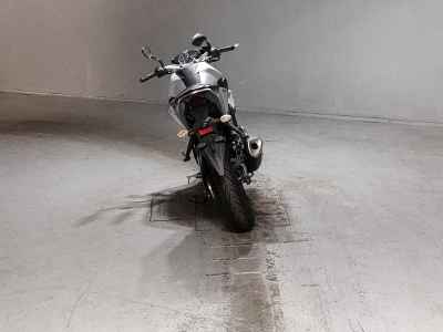 Yamaha MT-25